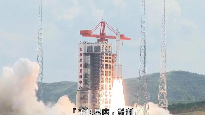 2025 年卫星互联网重大突破，低轨卫星星座军备竞赛进展如何？